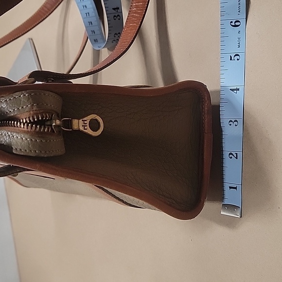 Vintage Dooney & Bourke Taupe Pebbled Leather Satchel / Shoulderbag / Purse - Picture 14 of 14